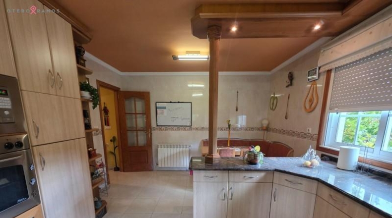 La Coruna - Liñares - 2504m2