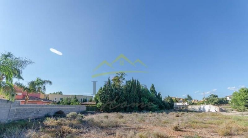 València - Puebla de Vallbona - 2088m2