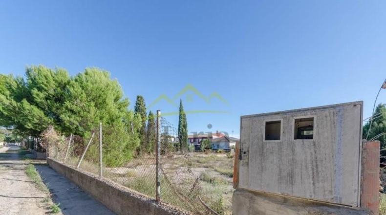 València - Puebla de Vallbona - 2088m2
