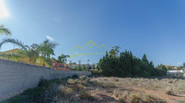 València - Puebla de Vallbona - 2088m2