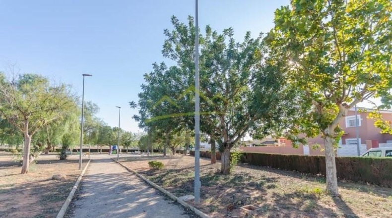 València - Puebla de Vallbona - 2088m2