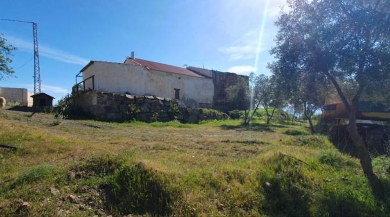 Málaga - Álora - 98325m2