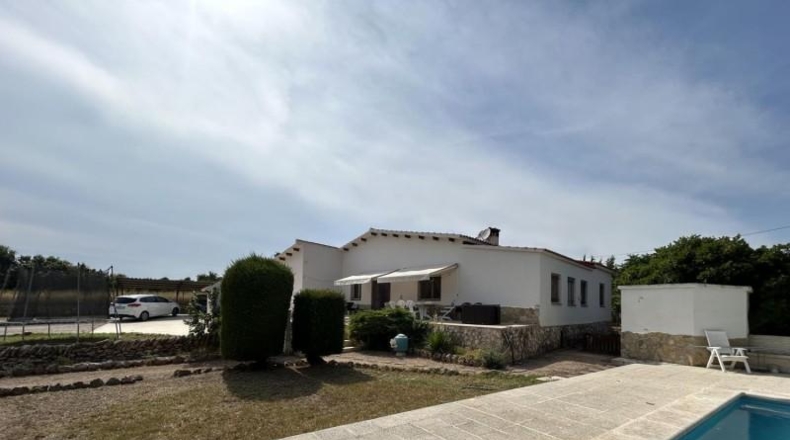 Tarragona - Amposta - 8232m2