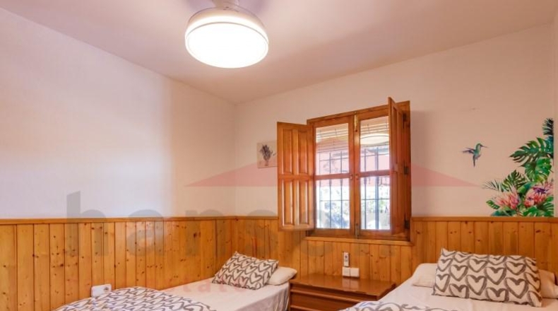 Málaga - Sayalonga - 1233m2