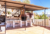 Xalet independent amb terreny en venda a la España, Sayalonga, ref.: TR247299 foto