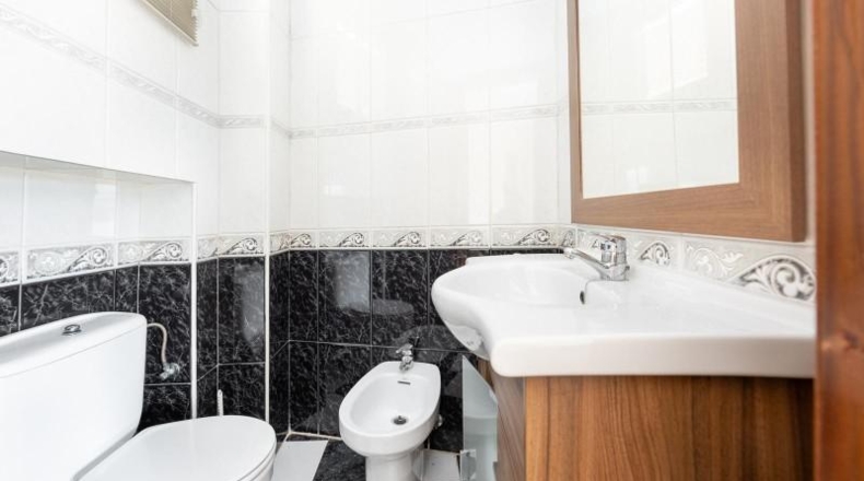 Гранада - Ogíjares - 701m2