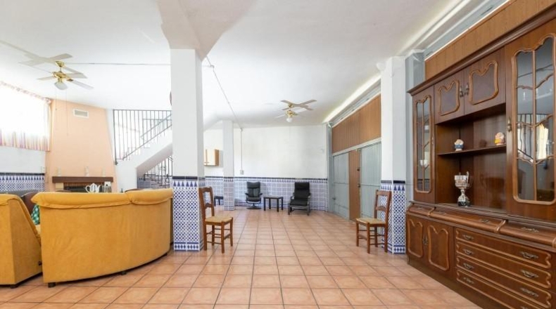 Гранада - Ogíjares - 701m2