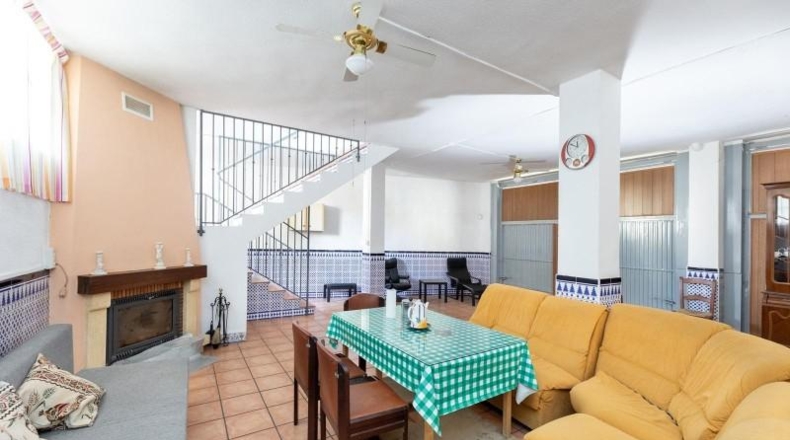 Гранада - Ogíjares - 701m2