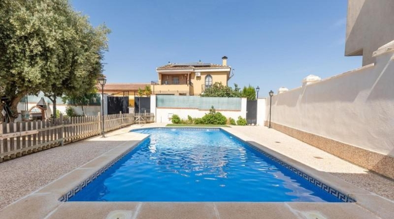 Гранада - Ogíjares - 701m2
