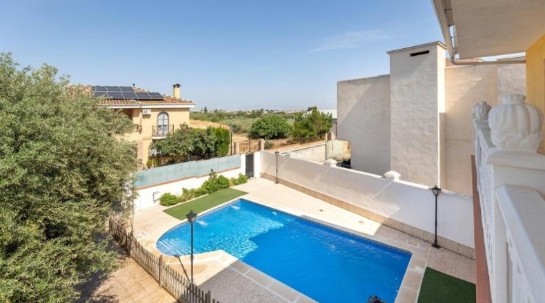Гранада - Ogíjares - 701m2