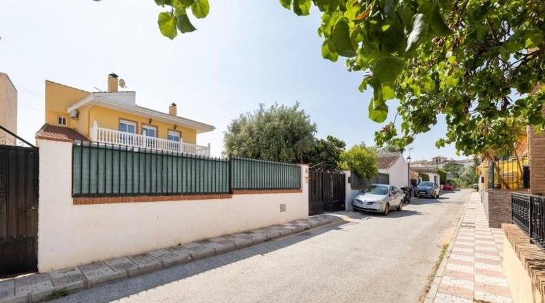 Гранада - Ogíjares - 701m2