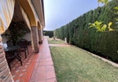 Xalet independent amb terreny en venda a la España, Palomares del Río, ref.: TR370250 foto
