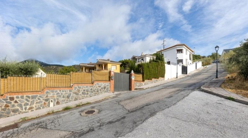 Granada - Huétor de Santillán - 983m2