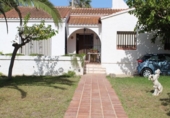 Chalet independiente con terreno en venta en la España, Deltebre, ref: TR135987 foto