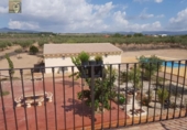 Xalet independent amb terreny en venda a la España, Onil, ref.: TR136250 foto