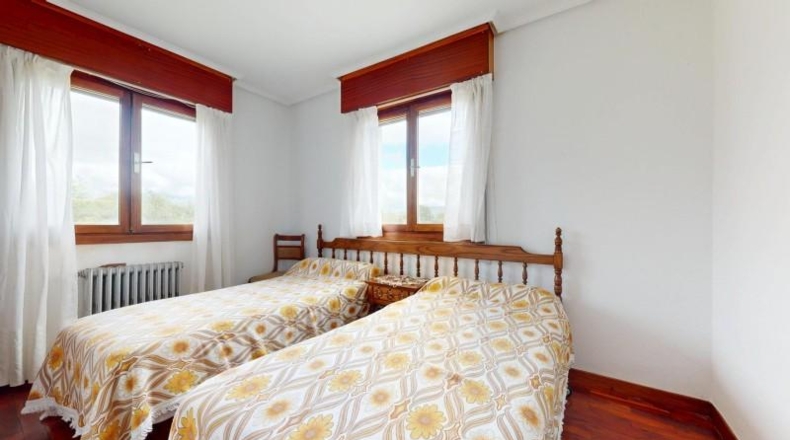 Burgos - Siones de Mena - 8000m2