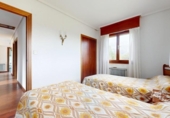 Chalet independiente con terreno en venta en la España, Siones de Mena, ref: TR341555 foto