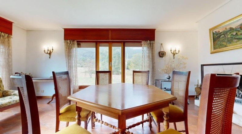 Burgos - Siones de Mena - 8000m2