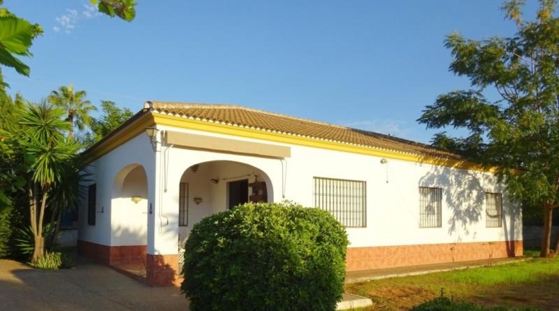 Sevilla - Sanlúcar la Mayor - 2381m2