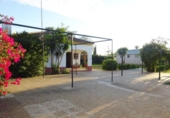 Xalet independent amb terreny en venda a la España, Sanlúcar la Mayor, ref.: TR175705 foto