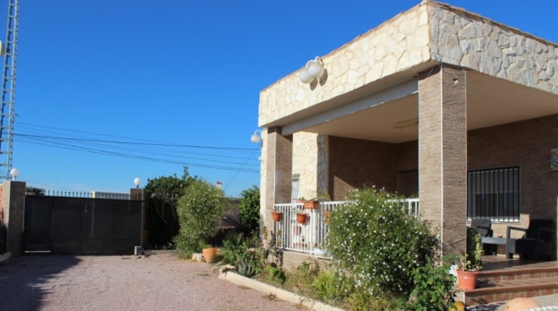 Alicante - Albatera - 220m2