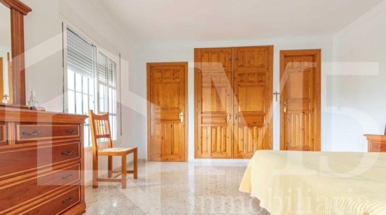 Málaga - Vélez-Málaga - 8000m2