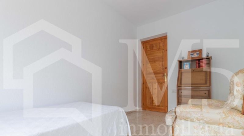 Málaga - Vélez-Málaga - 8000m2