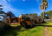 Chalet independiente con terreno en venta en la España, Badajoz, ref: TR325810 foto