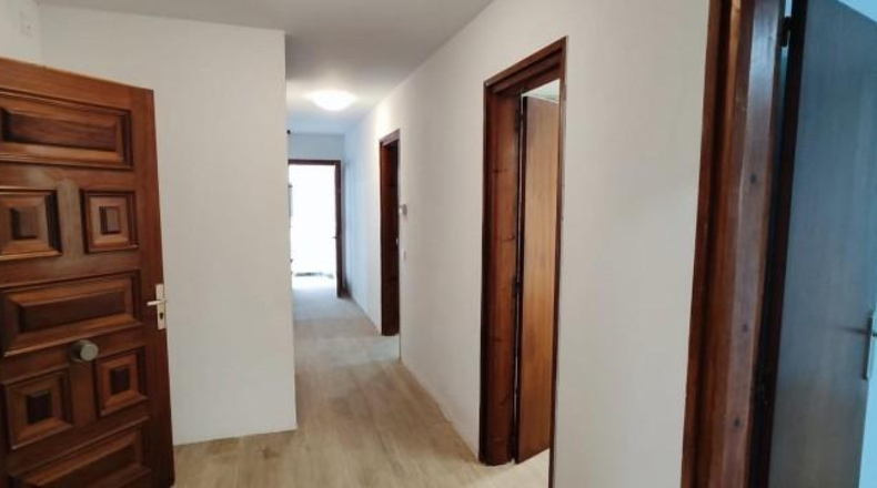 Barcelona - Sant Hipòlit de Voltregà - 410m2