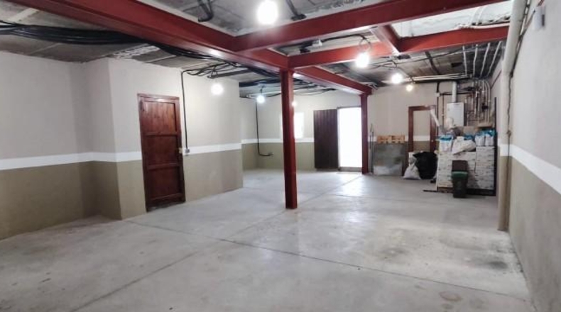 Barcelona - Sant Hipòlit de Voltregà - 410m2