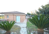 Xalet independent amb terreny en venda a la España, Abrera, ref.: TR363122 foto