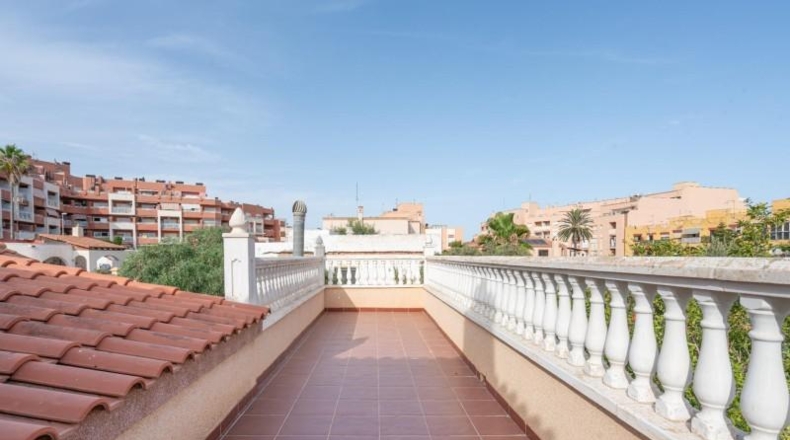 Almeria - Roquetas de Mar - 781m2