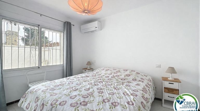 Жирона - Empuriabrava - 195m2