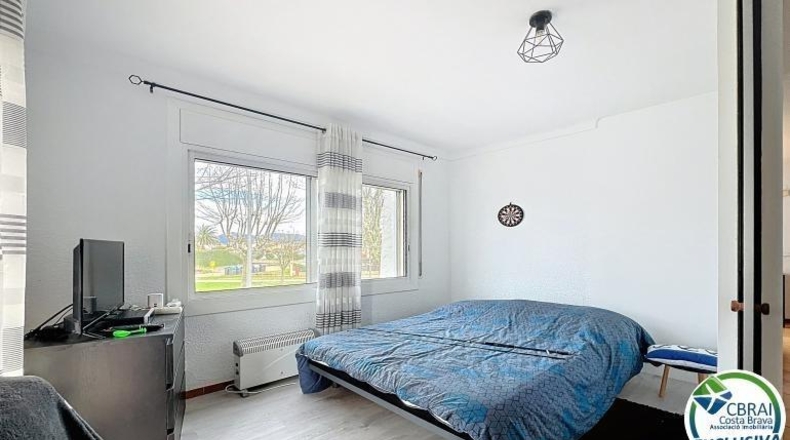 Жирона - Empuriabrava - 195m2