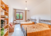 Casa de camp amb terreny en venda a la España, Sant Llorenç de la Muga, ref.: TR363742 foto