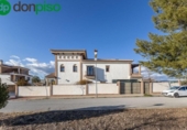 Xalet independent amb terreny en venda a la España, Atarfe, ref.: TR343270 foto
