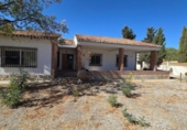 Chalet independiente con terreno en venta en la España, Los Llanos, ref: TR349080 foto