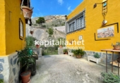 Xalet independent amb terreny en venda a la España, Ontinyent, ref.: TR347679 foto