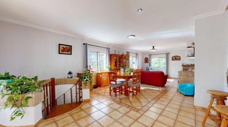 Valencia - Monserrat - 695m2