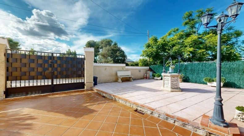 Valencia - Monserrat - 695m2