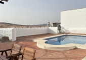 Chalet independiente con terreno en venta en la España, Ardales, ref: TR365259 foto