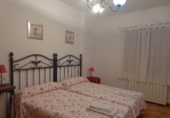 Chalet independiente con terreno en venta en la España, Valencia de Alcántara, ref: TR135915 foto