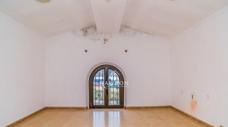 Tarragona - Alforja - 7017m2