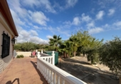 Chalet independiente con terreno en venta en la España, Novelda, ref: TR382982 foto