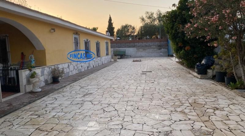 Alicante - Agost - 259m2