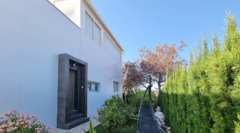 Alicante - Dehesa de Campoamor - 500m2