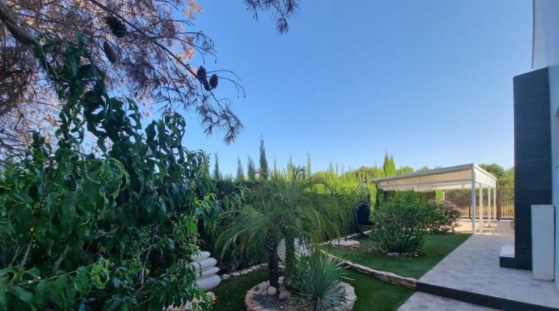 Alicante - Dehesa de Campoamor - 500m2