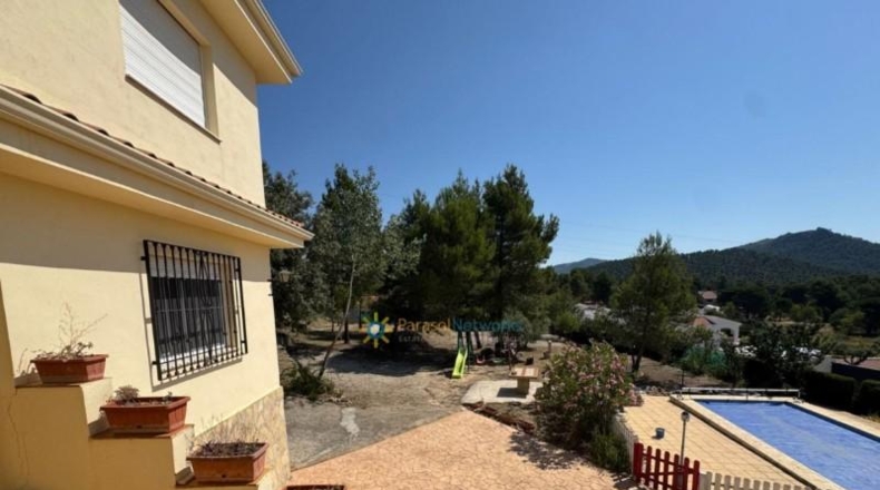 València - Bocairent - 4000m2