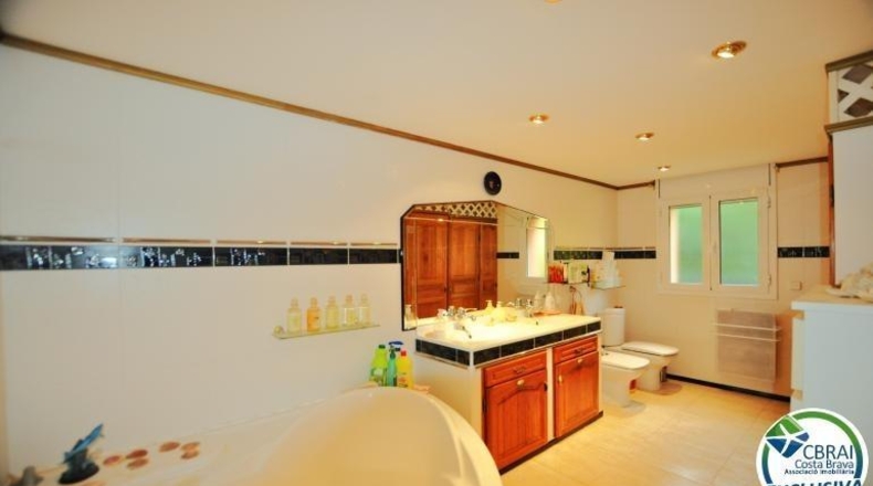 Gerona - Roses - 610m2
