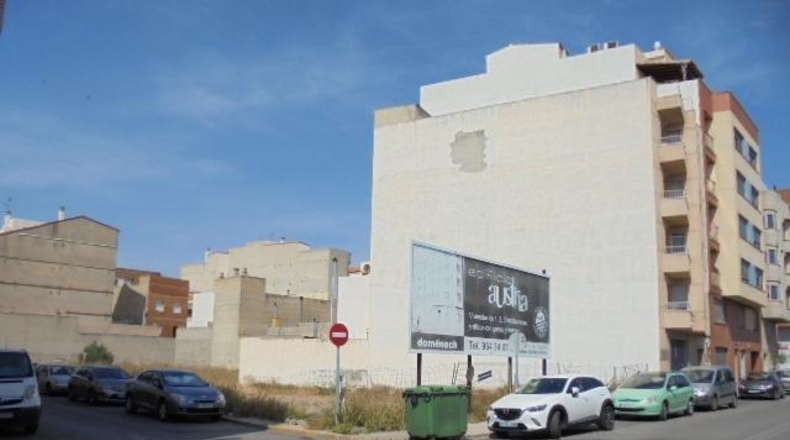 Castellon - Almazora - 1151m2